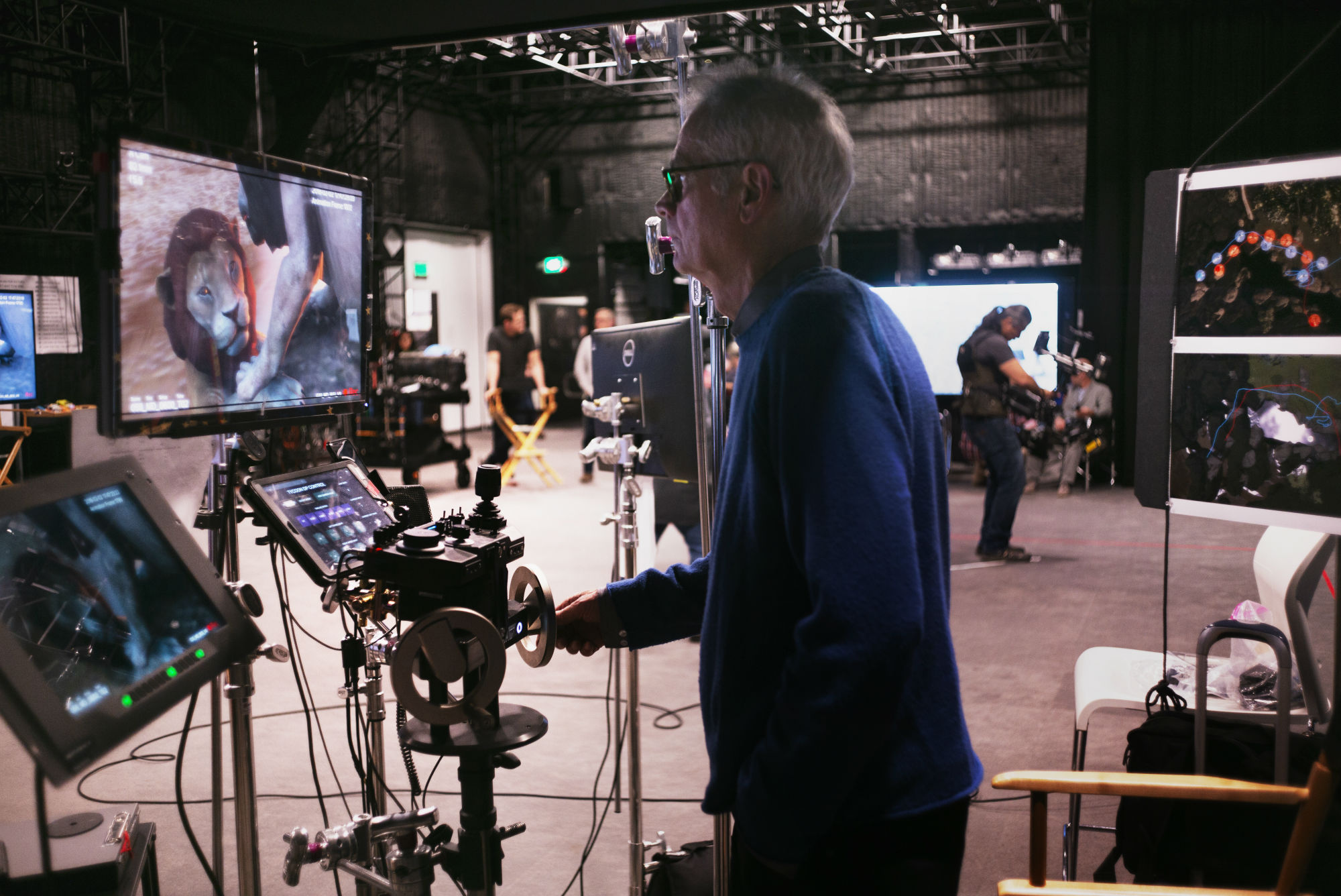 DP Caleb Deschanel uses a crank to adjust a VR shot in The Lion King.